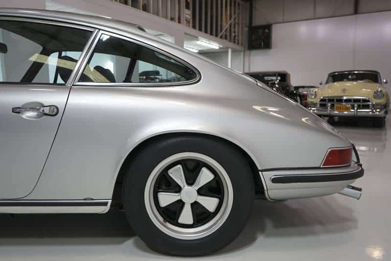 1972 Porsche 911s for sale side cut