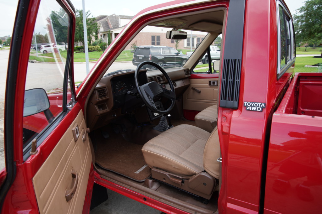 1984 toyota pickup truck for sale 8