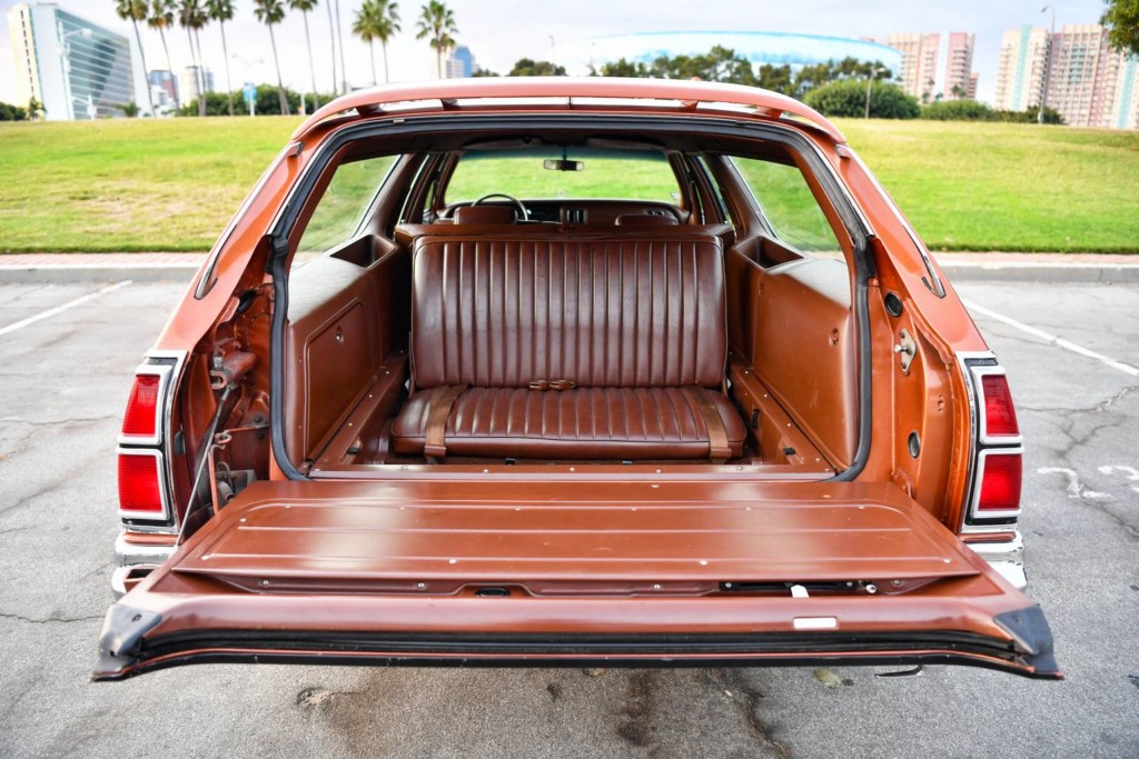 1975 Dodge Royal Monaco Brougham woody wagon for sale classifieds 4