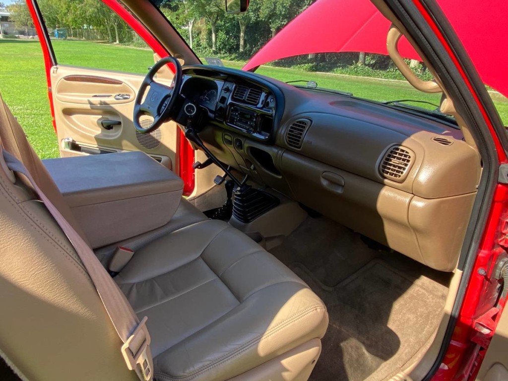 2000 Dodge Ram 2500 4X4 8.0L V10 5spd manual for sale 91