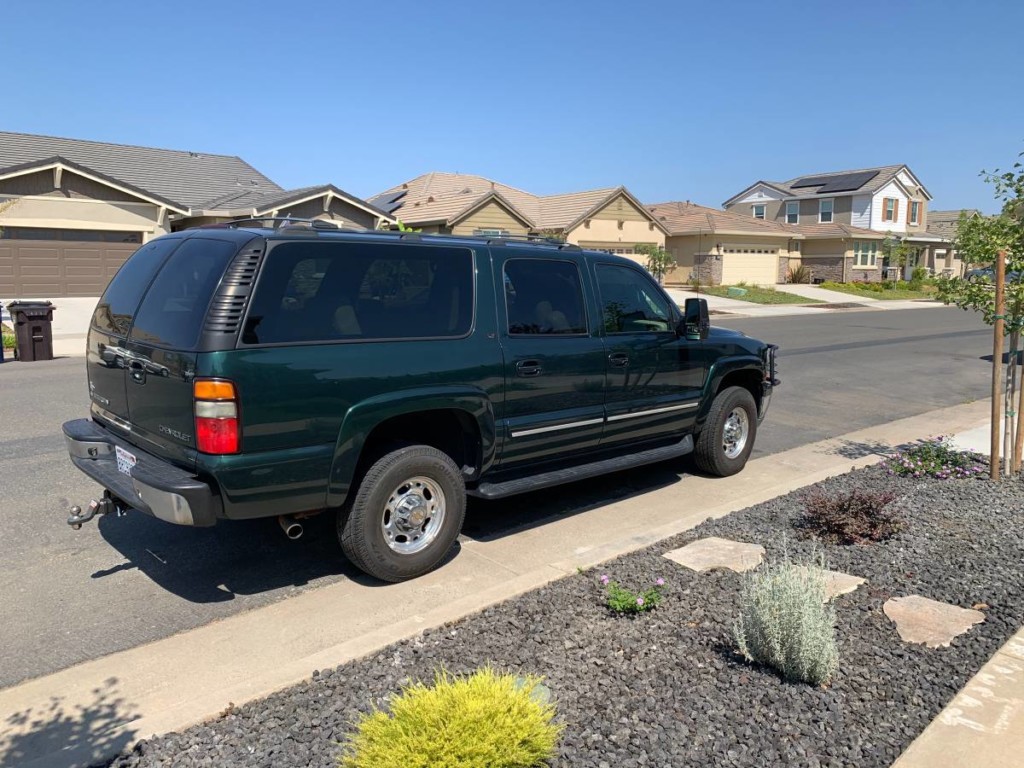 2004 Chevrolet suburban 8.1L vortec for sale classifieds 3