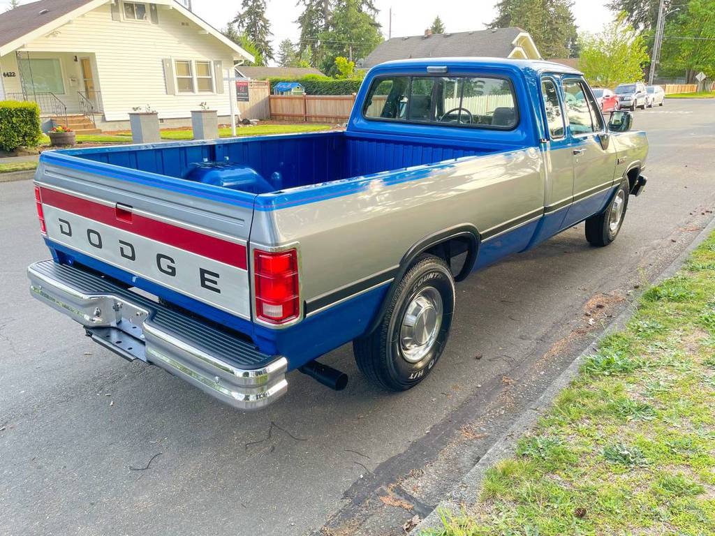 1993 Dodge Ram 250 LE Club Cab 5.9 Cummins turbodiesel for sale classifieds 6