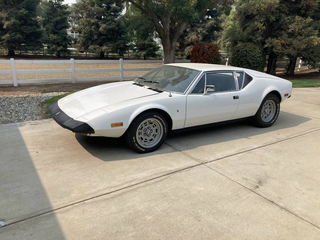 1972 pantera car