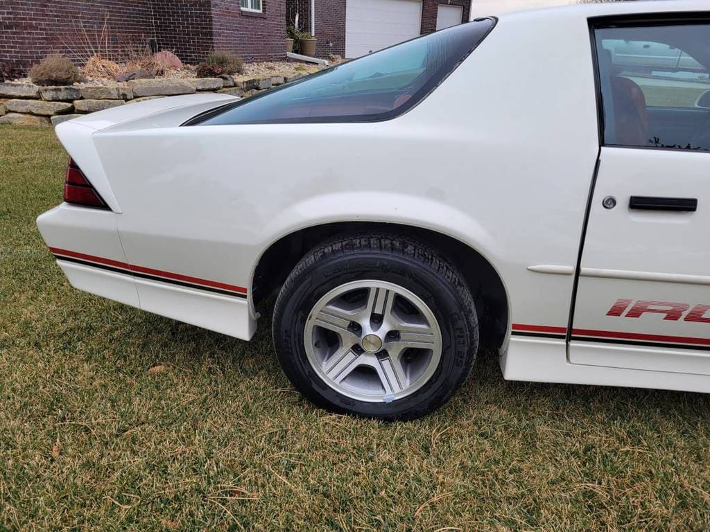 1989 chevrolet camaro iroc-Z z28 irocz 5spd manual for sale classifieds 4