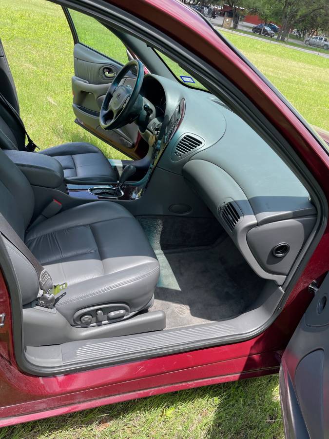 2001 oldsmobile olds aurora v8 northstar low mileage for sale classifieds black interior 