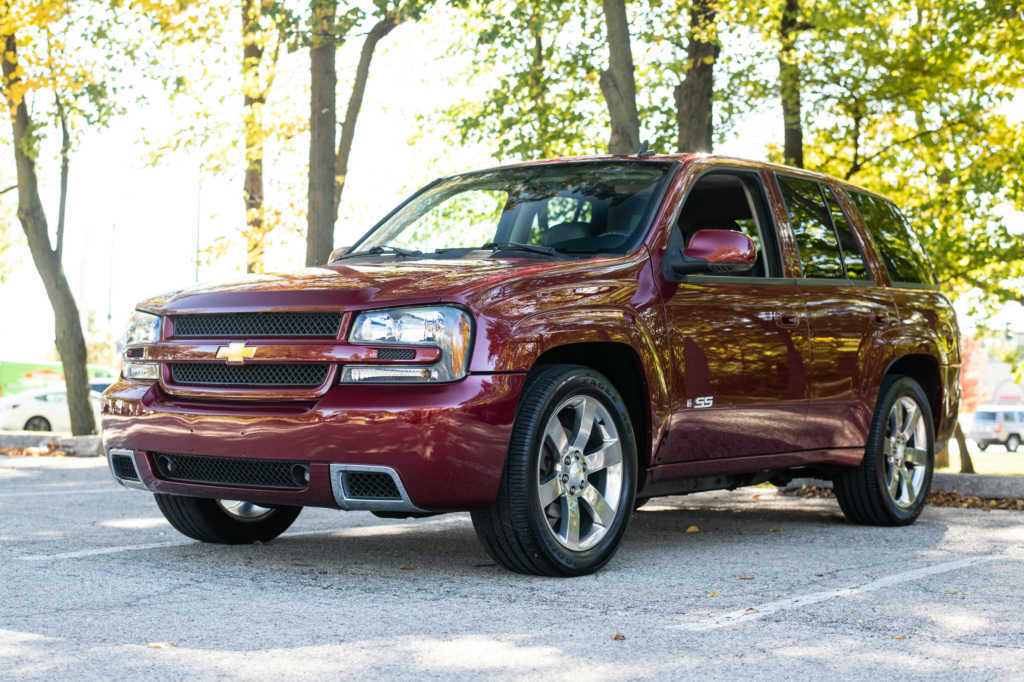 2007 chevrolet trailblazer SS Bordeaux Red for sale classifieds 4