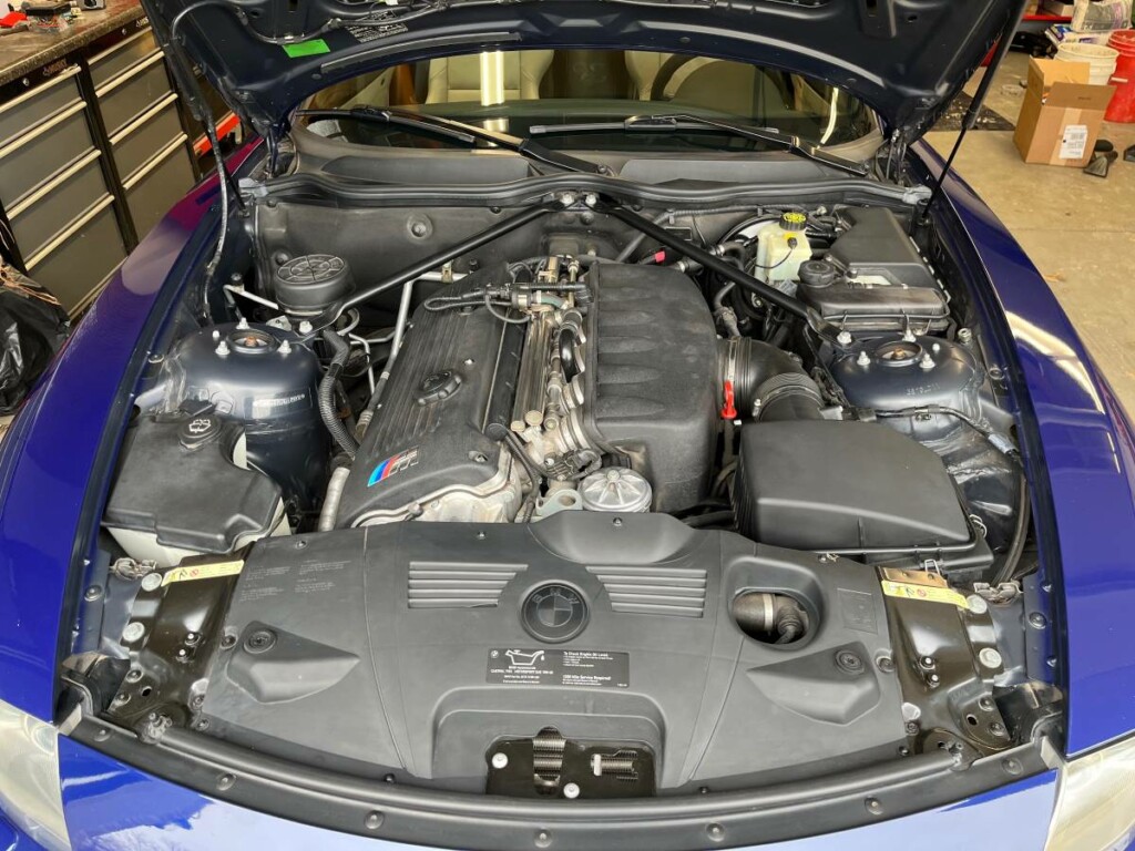 bmw m z4m z4 roadster interlagos blue for sale classifieds engine bay